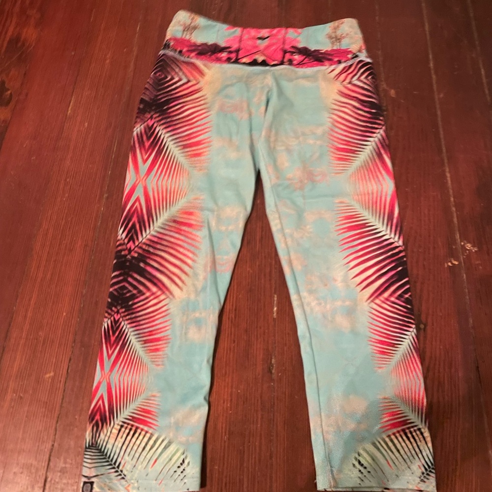 NWOT Onzie high rise leggings S/M